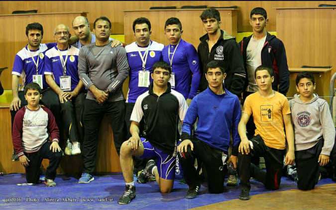 خانه کشتی مربی حشمت اله احمدی حامد کشتی همدان