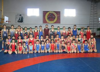 خانه کشتی مربی حمیدرضا قاسمی کشتی همدان