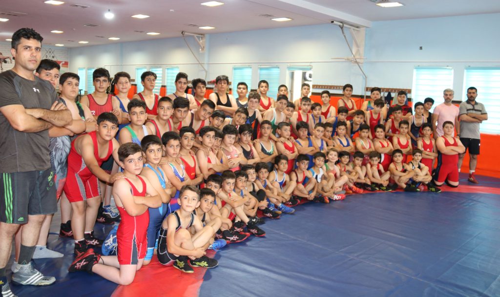 باشگاه تختی مربی کشتی پیمان فضلی