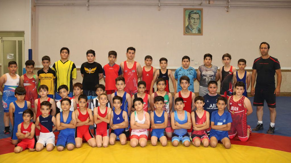 باشگاه کارگران مربی اسفندیار قاضی خانی