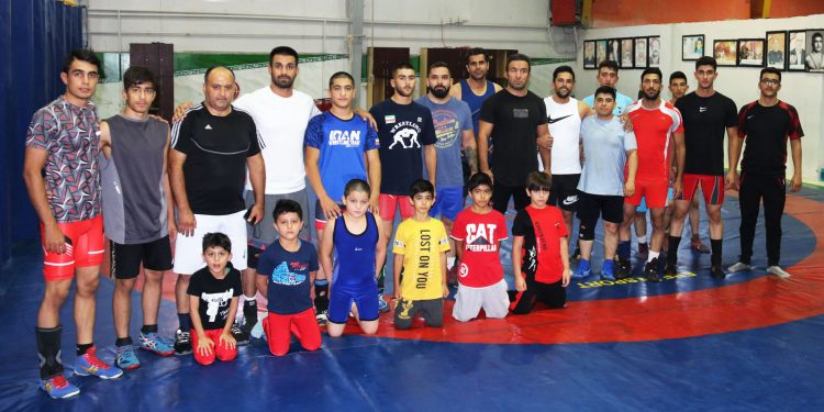 مربی کشتی خانه کشتی حامد کوکبی و مصطفی یونسی