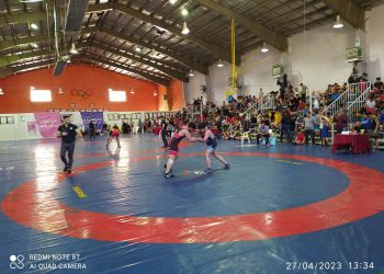 مسابقات کشتی آزاد رده سنی نونهالان شهرستان همدان 1402/02/07