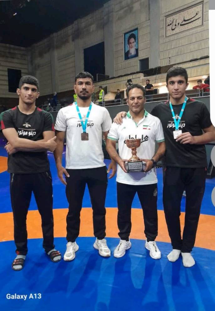 تیم نوجوانان که در کشور بمقام سوم رسیده تیم همدان با دو مقادوم آقایان محمد حسین شعبانلو و پارسا طاوسی وسه مدالی برنز آقایان یوسف مقدسی و صالح عزتی وابولفضل براتی